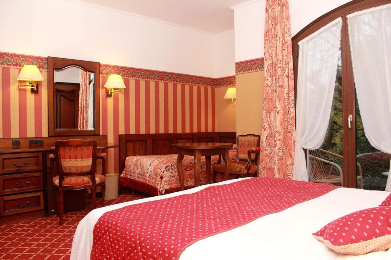 Aux Meubles Du Manoir Aparthotel Aix-les-Bains Exterior photo