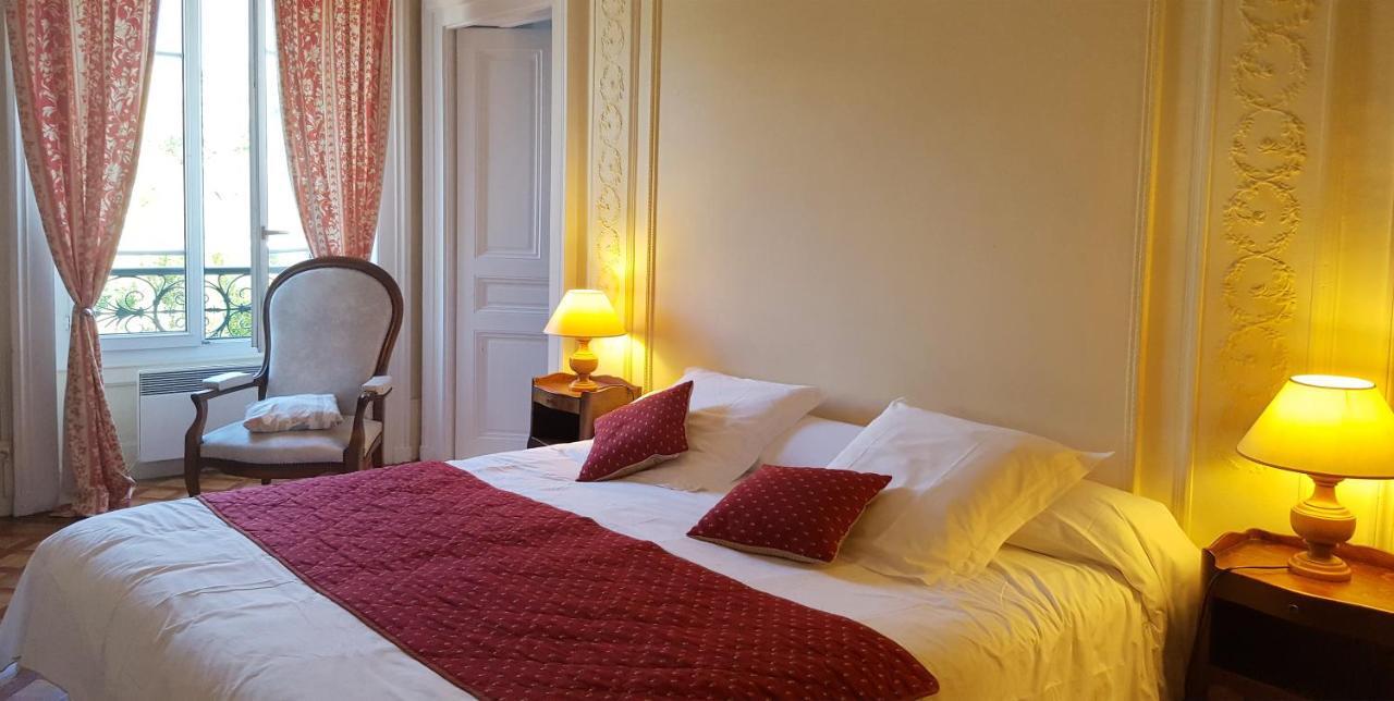Aux Meubles Du Manoir Aparthotel Aix-les-Bains Exterior photo